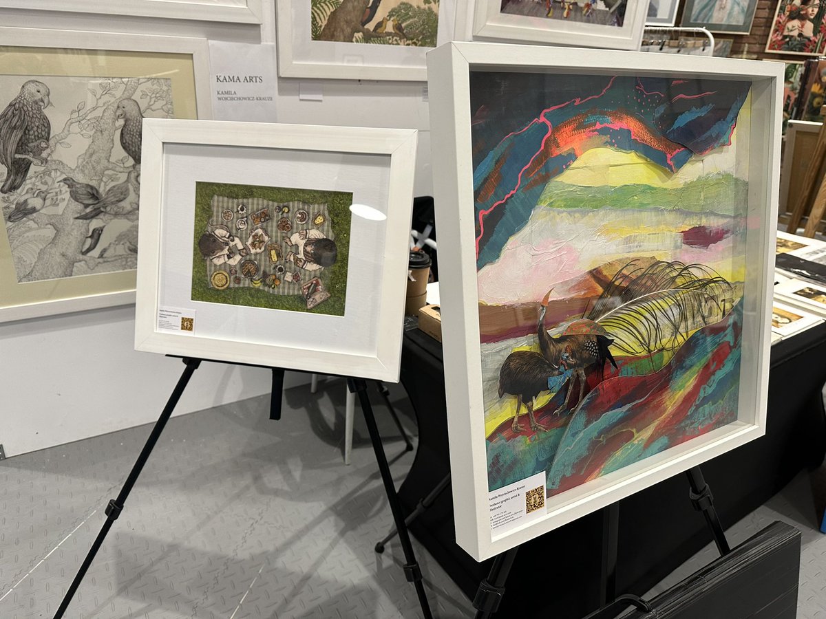 Photos from my stand at the #ArtFair known as #TargowiskoSztuki at Koneser in Warsaw. Tomorrow is the last chance to see my works and purchase them. Open from 11-5:00 PM. #kamaarts #kamilawojciechowicz #kamilawojciechowiczkrauze #polishartist #polskasztuka #illustrator #warsaw