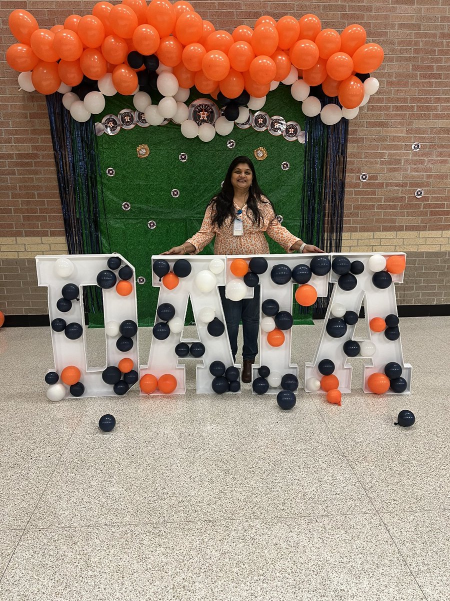 PreetiJoseph4's tweet image. #DataSeries @HISD_Assessment #dataseries2023 @Janelongfutures Keynote Speaker Paula Harris rocks !!!!