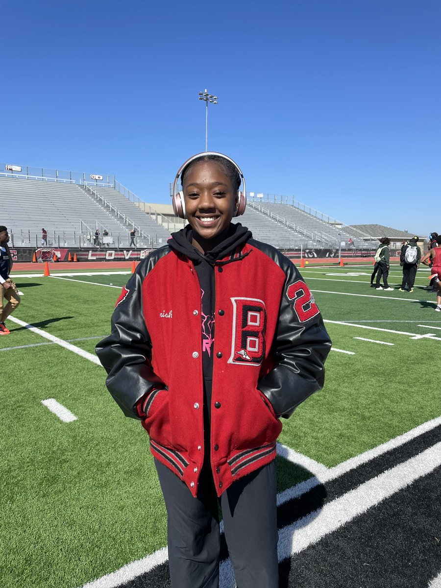 BroncoDistance's tweet photo. Tanisha Boyd 3rd place varsity triple jump at Lovejoy.  @DentonISDSports @CSOSUAVE17 https://t.co/6sdHMZABfj