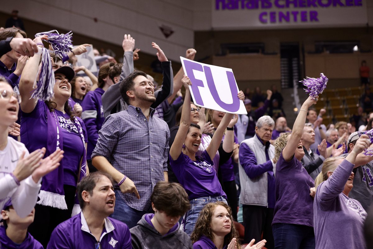 FurmanPaladins's tweet image. That was fun. Let’s do it again @FurmanHoops. 

#FUAllTheTime // #SoConHoops