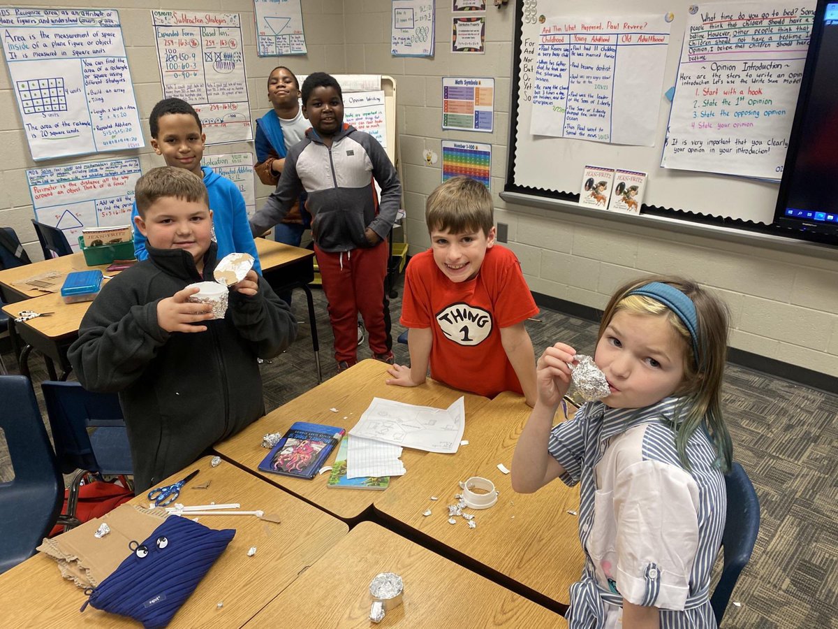 HalHutchensES's tweet photo. Third graders shined through STEM day with their silver (aluminum foil) creations. During shared reading, students learned about Paul Revere, an American silversmith. The students were given โsilverโ along with other resources to create something new!
#pauldingstem
#GAStemDay https://t.co/IXLU7SZwDT