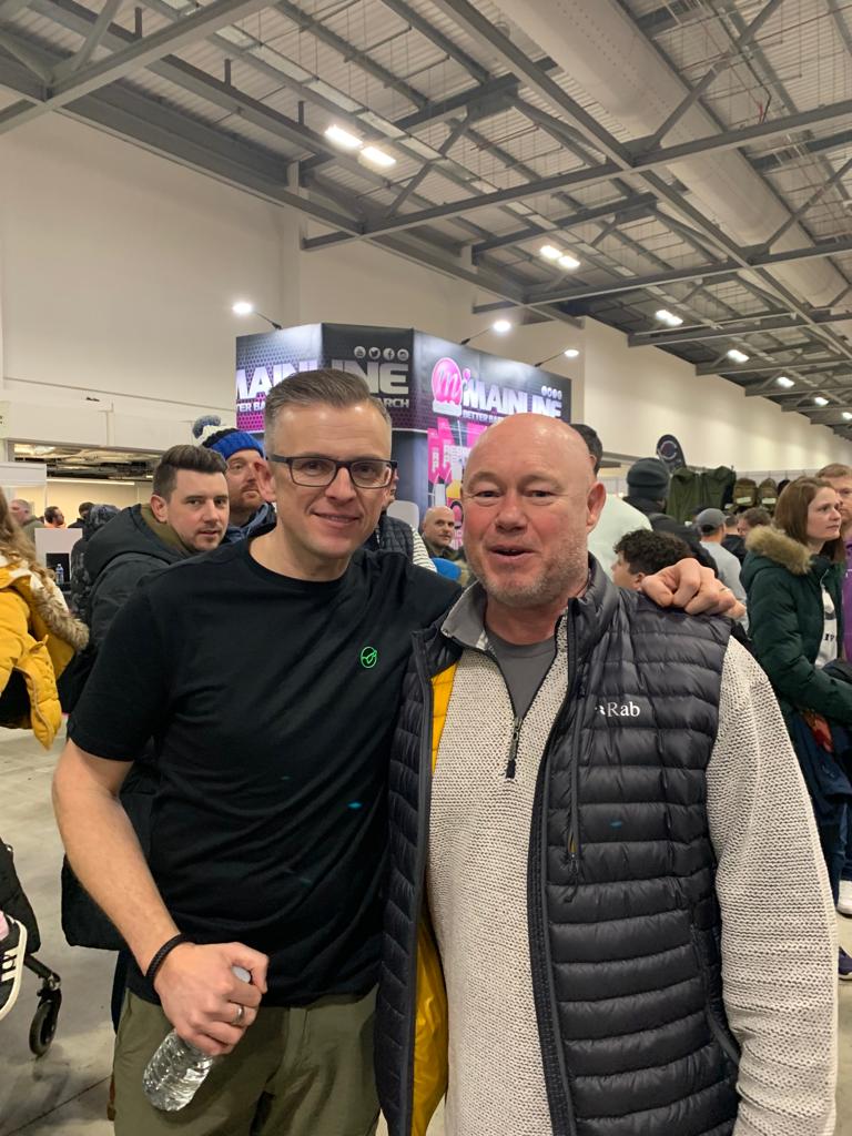 <a href="/NeilSpoons/">Neil Spooner</a> <a href="/TomDove11/">Tom Dove</a> What a lovely gent who was willing to hear my boring fishing stories of fishing in France. Great presentation from them both at The Big One <a href="/TheBigOneShow/">The Big One</a>