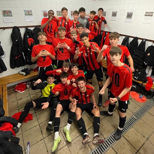 ffutbolbasereus's tweet photo. ➕3️⃣🤪
Victòria a domicili del Cadet A davant el Gavà (1-2). SEGUIM!!
#ffutbolbasereus #forçareus https://t.co/GqUMULYduV