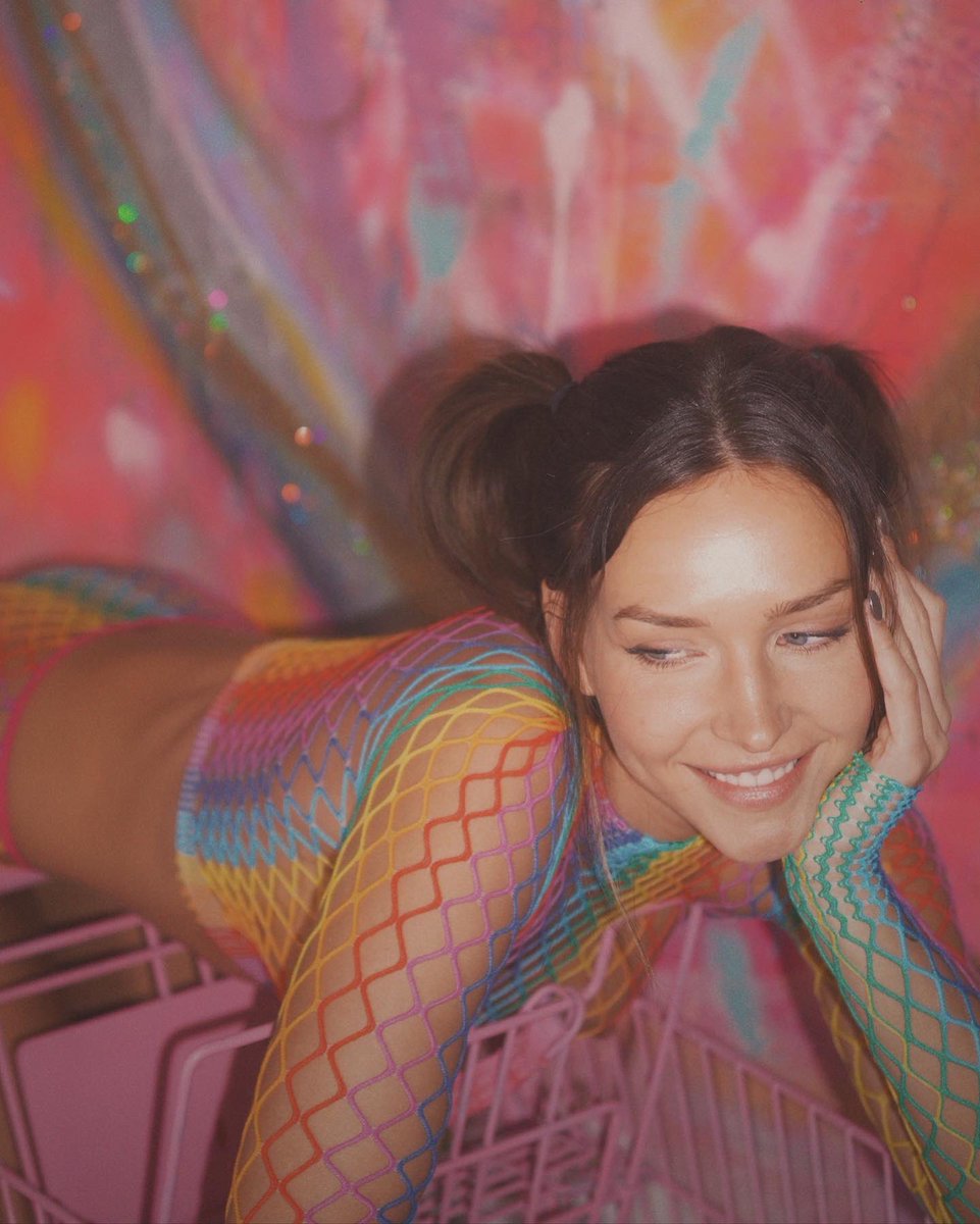 Rachel Cook on Twitter: "*Add to cart* 🌈🦄 http://onlyfans.com/rachelcook"