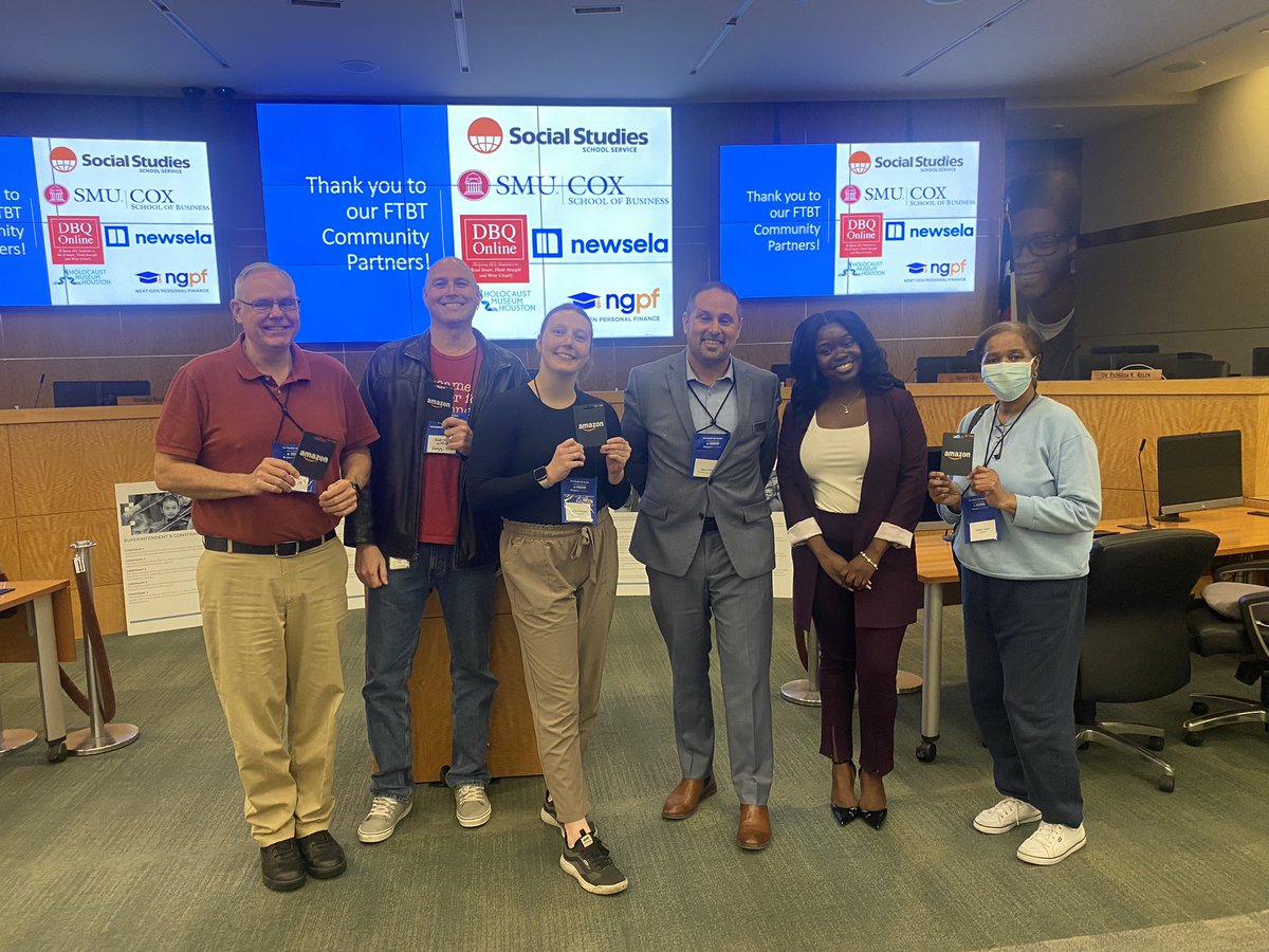 Jasonih's tweet image. #FTBT2023 Amazon Gift Card winners!  Thanks @SocialStudiesSS for sponsoring!  Great wrap up to an awesome day!  Thanks @HISDSocStudies #districtpartnerships #discoverdevelopdeploy