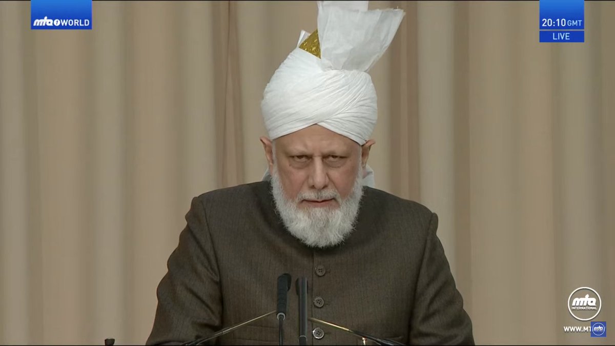 The way world is help Ukraine, world leaders should also come forward to bring Russia towards peace talk.  Ukraine war could go beyond Europe, if its not stopped and may bring full scale global world war #PeaceSymposiumUK #Ahmadiyya