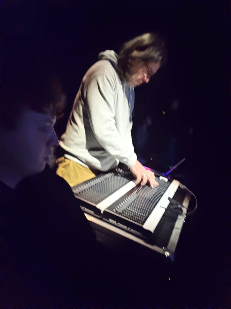 Novars_Research's tweet image. Mark Pilkington&apos;s a/v live work featured at @MANTIS_Festival concert 2 - Live now! @dapilk
#audiovisual #ms20 #vcs3 #analoguesynth @SinesandSquares