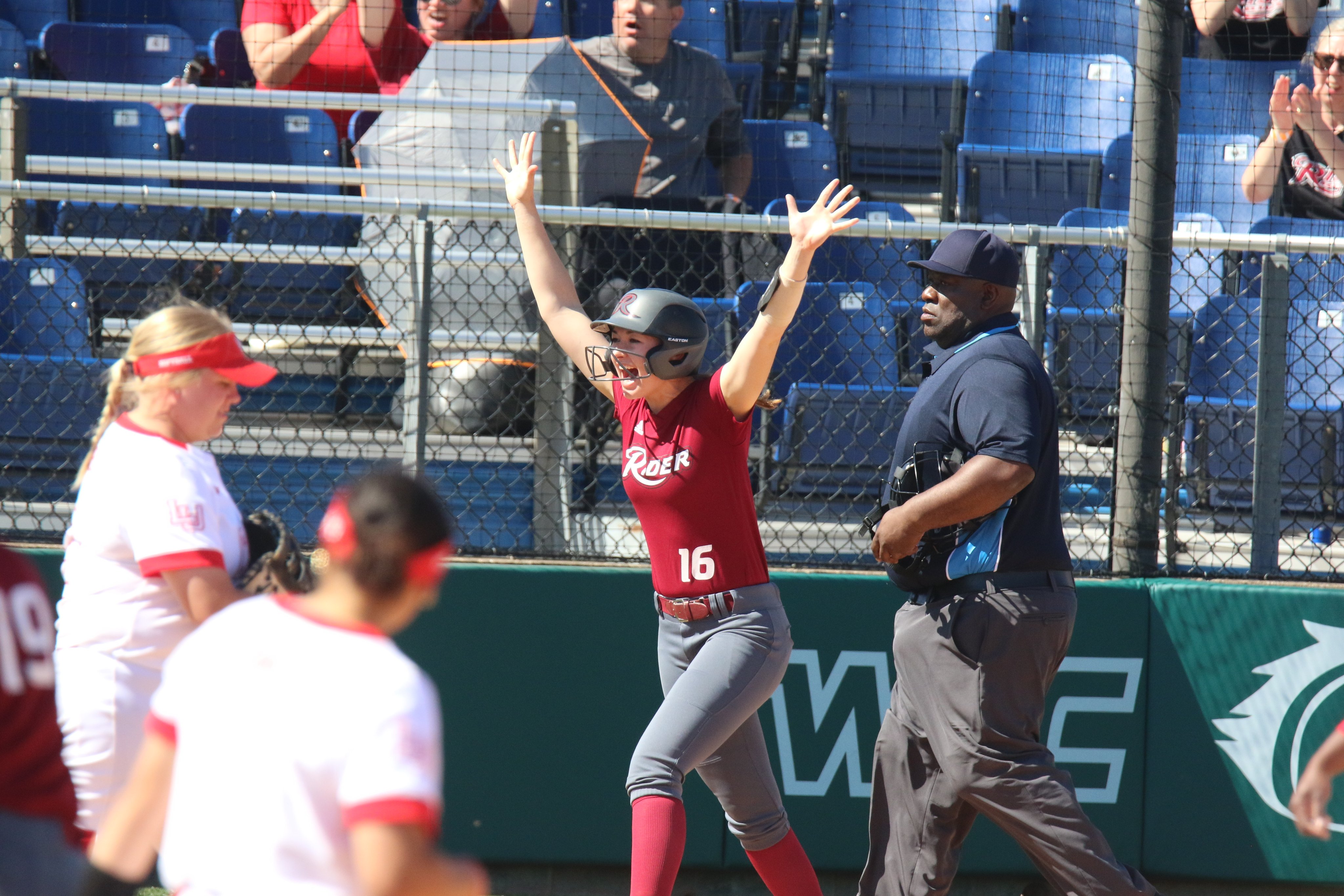 Rider Softball (SoftballRider) / Twitter