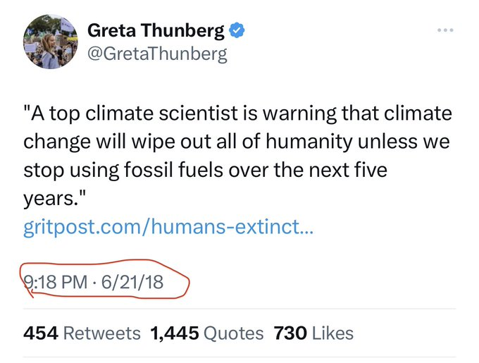 RafaelFontana's tweet photo. A GRETA APAGOU um post the 2018 no qual alertou que a humanidade seria varrida do planeta até 2023, caso as pessoas não parassem de usar combustível fóssil.

A previsão falhou. https://t.co/lKL8Hc3j4H