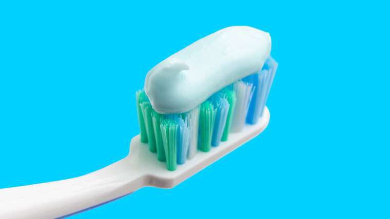 Protect your pearly whites! Remember to start your morning oral care routine before breakfast to prevent enamel damage from acidic foods. #oralhealthtips #brushingroutine #enamelprotection
