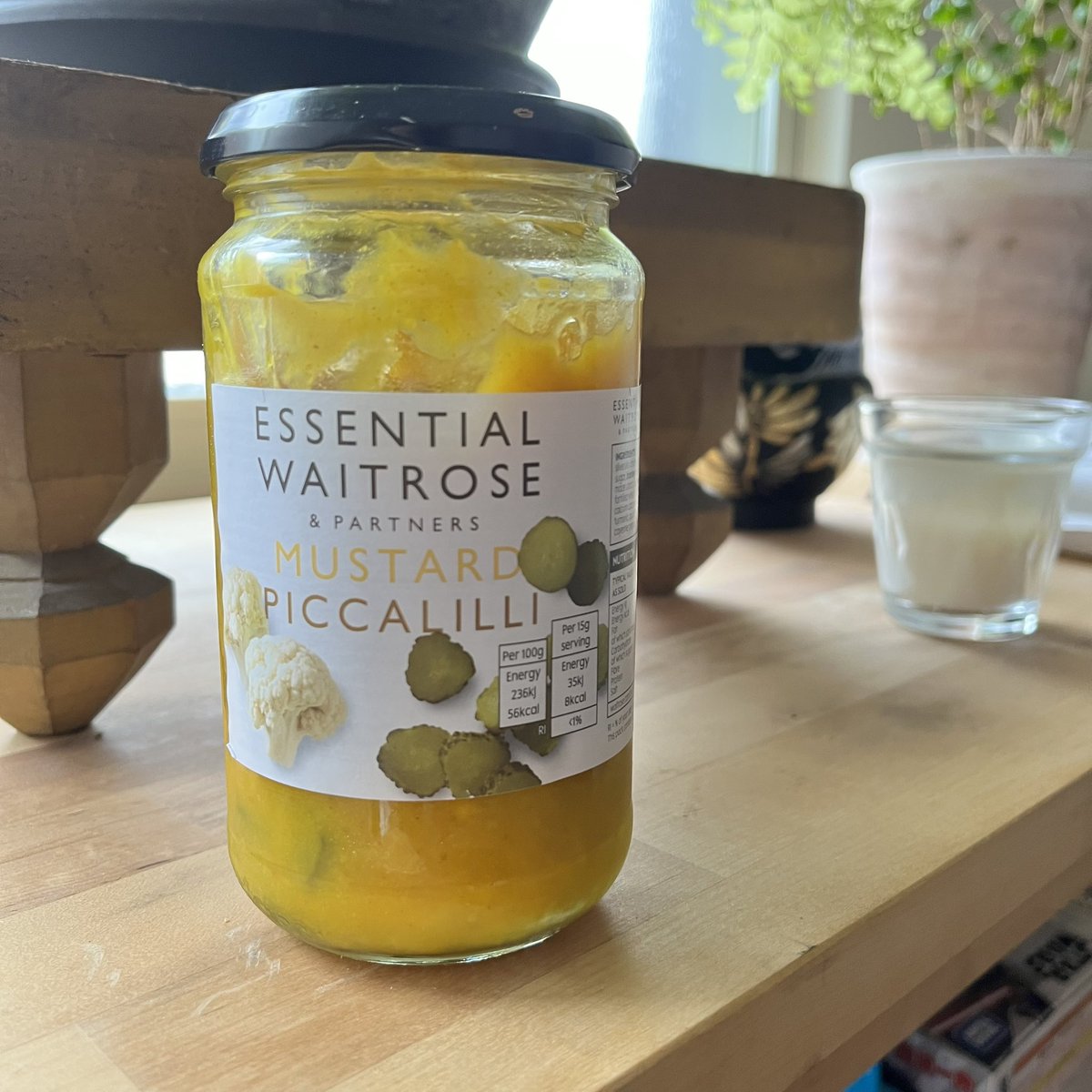 cafe_premier's tweet photo. Waitrose🇬🇧のPiccalilli(ピッカリリ)美味しい〜🥺ピクルスとカリフラワーゴロゴロ入ってる
ハムチーズサンドのクォリティが上がった🥺 https://t.co/MUhD2xOiEk