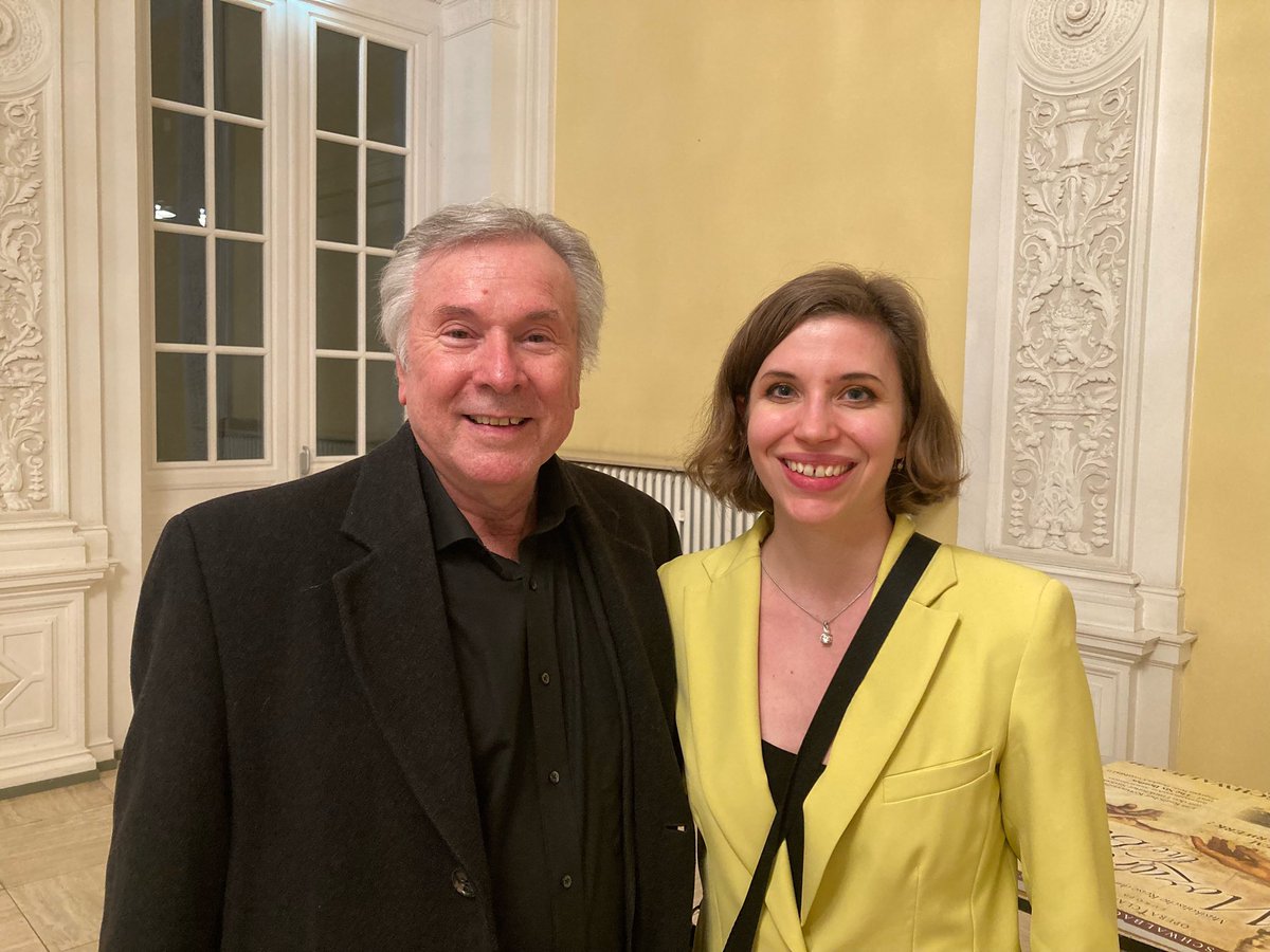 MichaelaChiste's tweet photo. Thanks so much to Romana and Michael Vaccaro and Opera Classica Europa for being so welcoming to me during my stay in Germany. What a delight and an honour it was to be at the 20th anniversary jubilee concert. It such an inspiring night of music and joy. Herzlichen Glückwunsch! https://t.co/Mw3S7wrJwh
