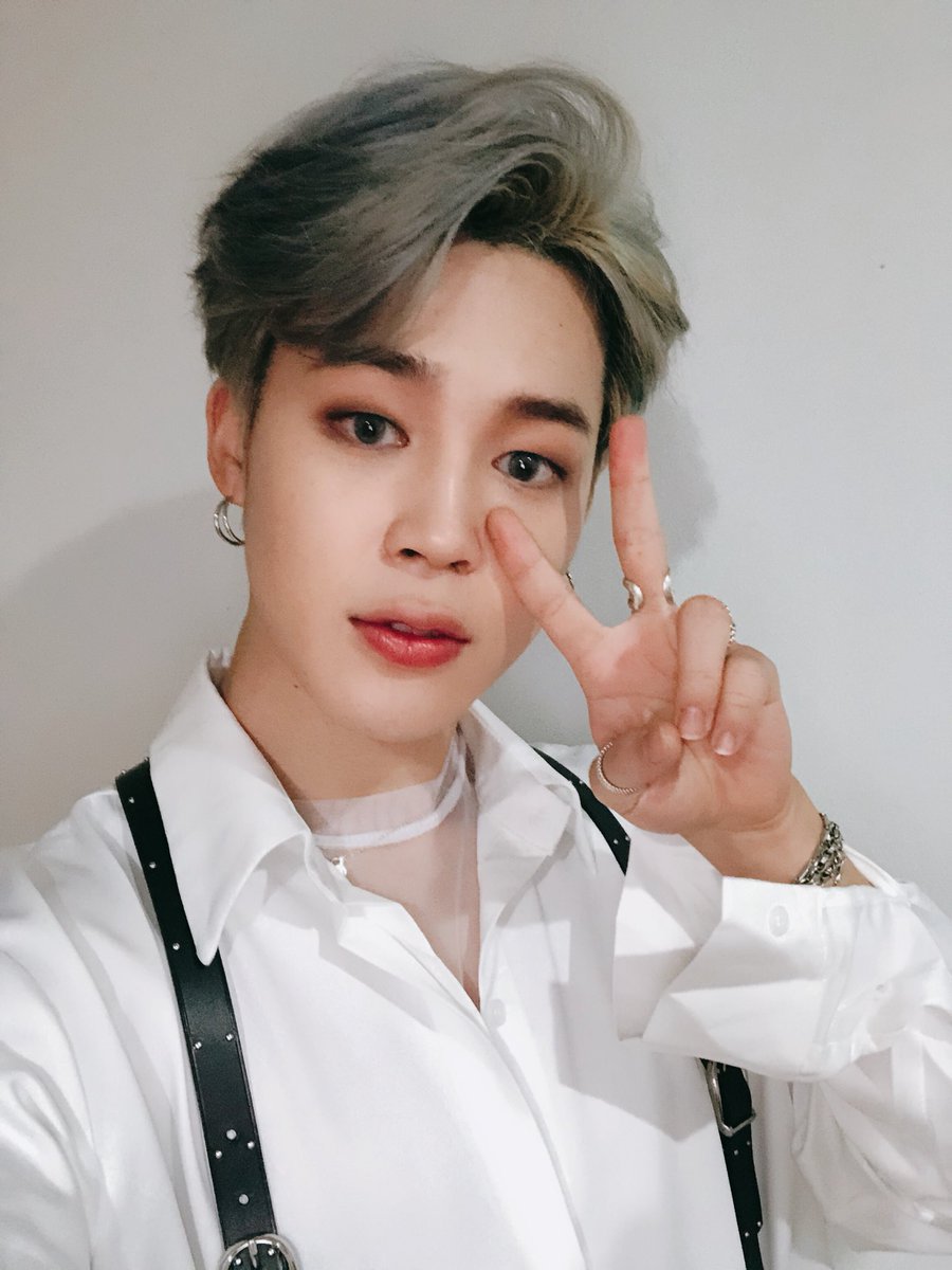 CyanaDC's tweet photo. Diko na alam sasabihin ko #Jimin https://t.co/ssCOijo1oq