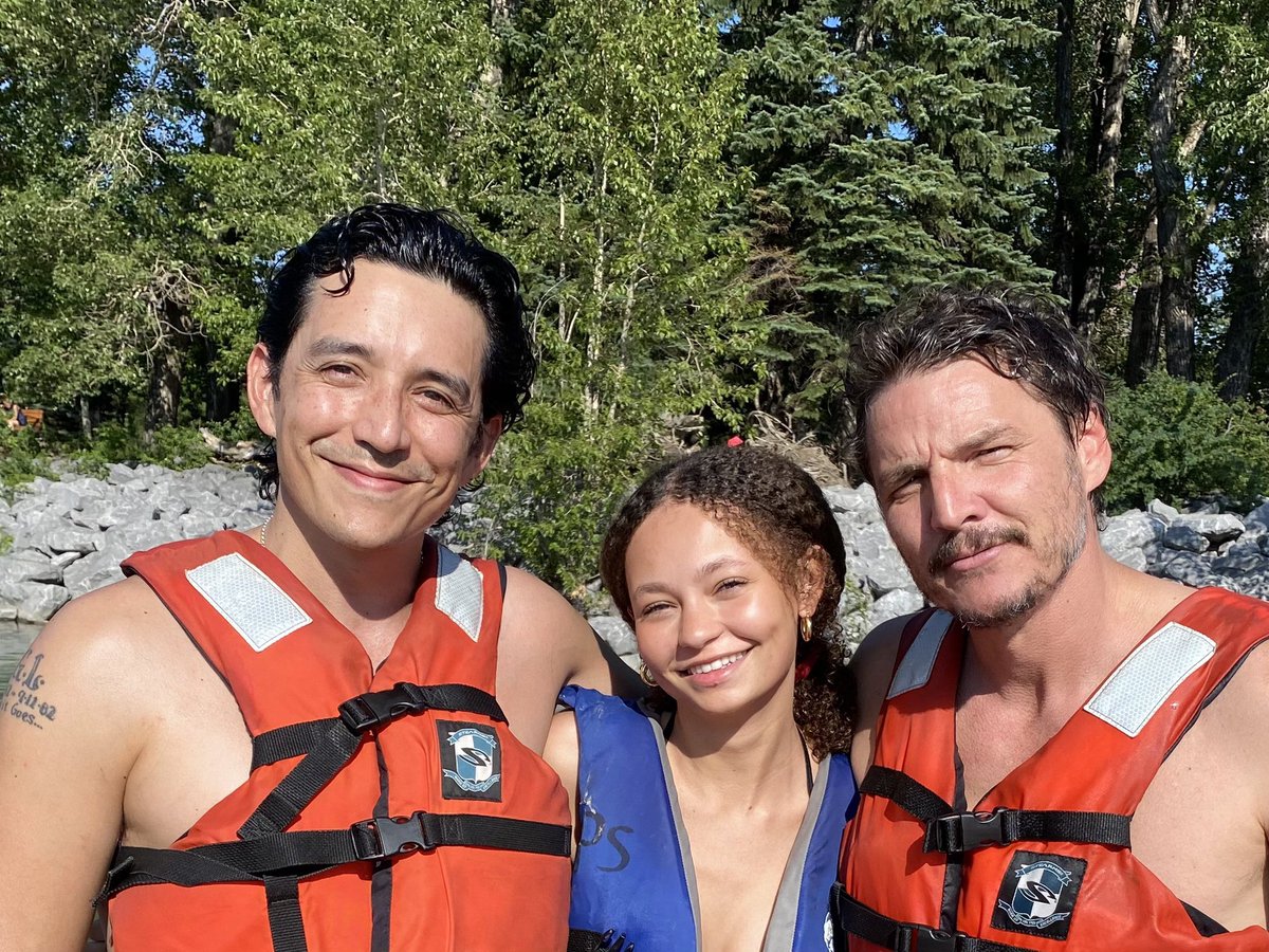 DiscussingFilm's tweet photo. Gabriel Luna shares photos of the rafting trip that he went on with Pedro Pascal and Nico Parker to bond as a TV family for ‘THE LAST OF US’.

(Source: @IamGabrielLuna) https://t.co/8Uuq2bHXST