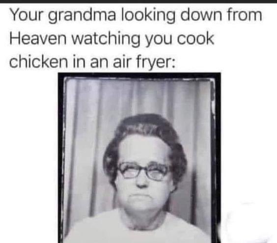 TrimpeChristine's tweet image. 🤣🤣🤣 I admit, I did finally get an air fryer and now I must try chicken in it! Christine’s #KetoKitchen