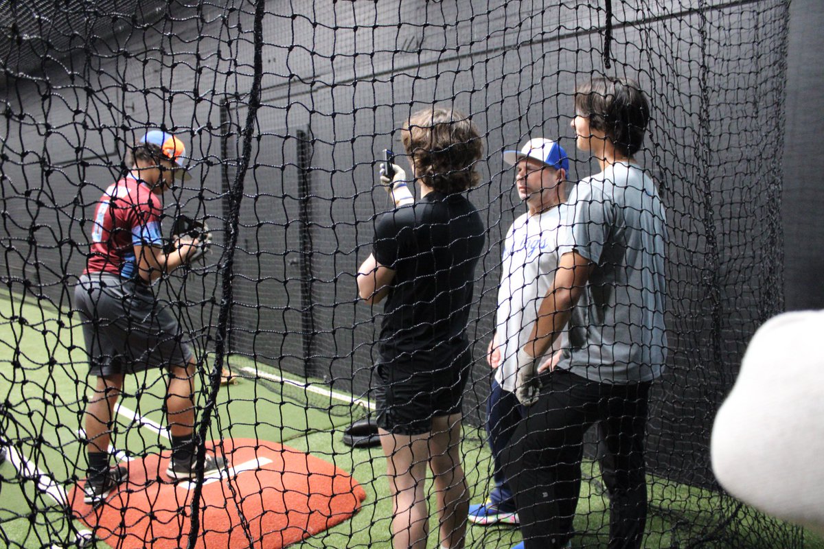 Jessenia_Yvette's tweet photo. @AlexHenriquezC8 doing his thing, running it up to 83🔥I am so excited to see what he brings to tomorrow’s Motor City Hit Dogs Scout Day event…. @baseballcrazy00 @MCHitDogs @alexhenriquez86 #AlexJr #ElVacuum https://t.co/0ZXk0Kk9Gi