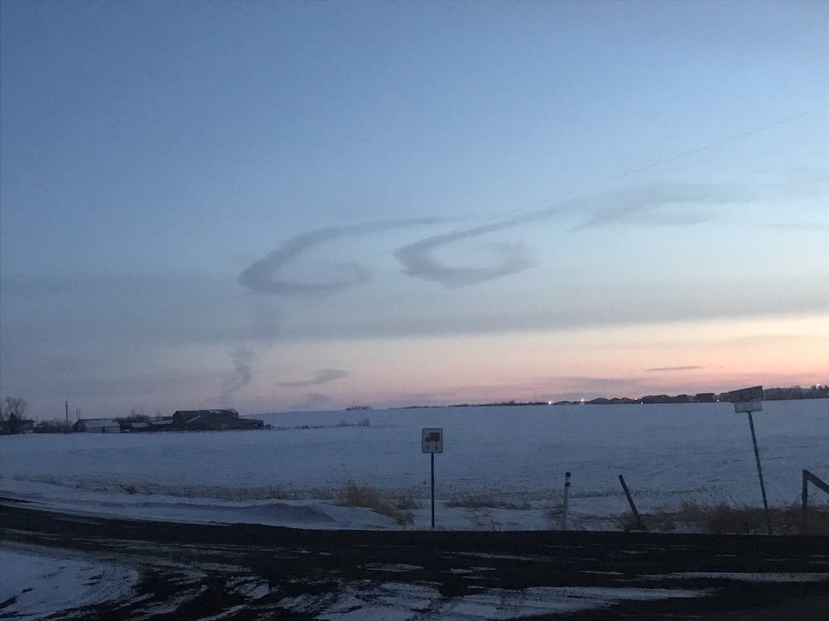 Thought this was 99 country, but the sky south of Leduc had other ideas. Figured I’d better stop and take the picture now, before yet another 6 showed up! #66inthesky