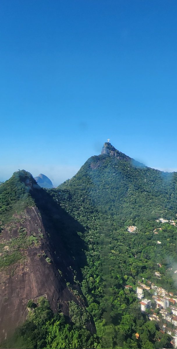 #FazAPoseMember
#SamsungBrasil 
Foto tirada em voo de Brasília para o Rio de Janeiro.