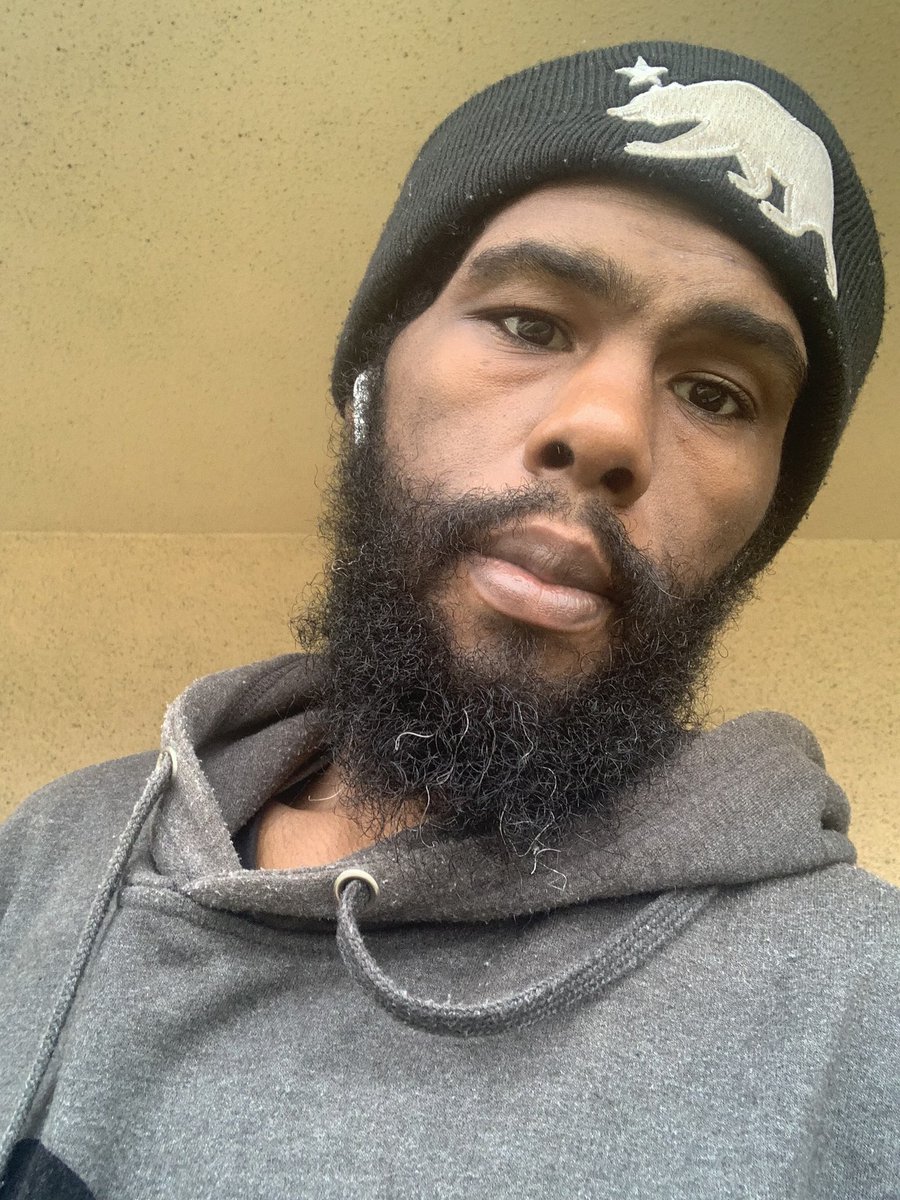 KingPandahBehr's tweet photo. #woofpandah #scruffbear #faded https://t.co/4yDL57KVP1