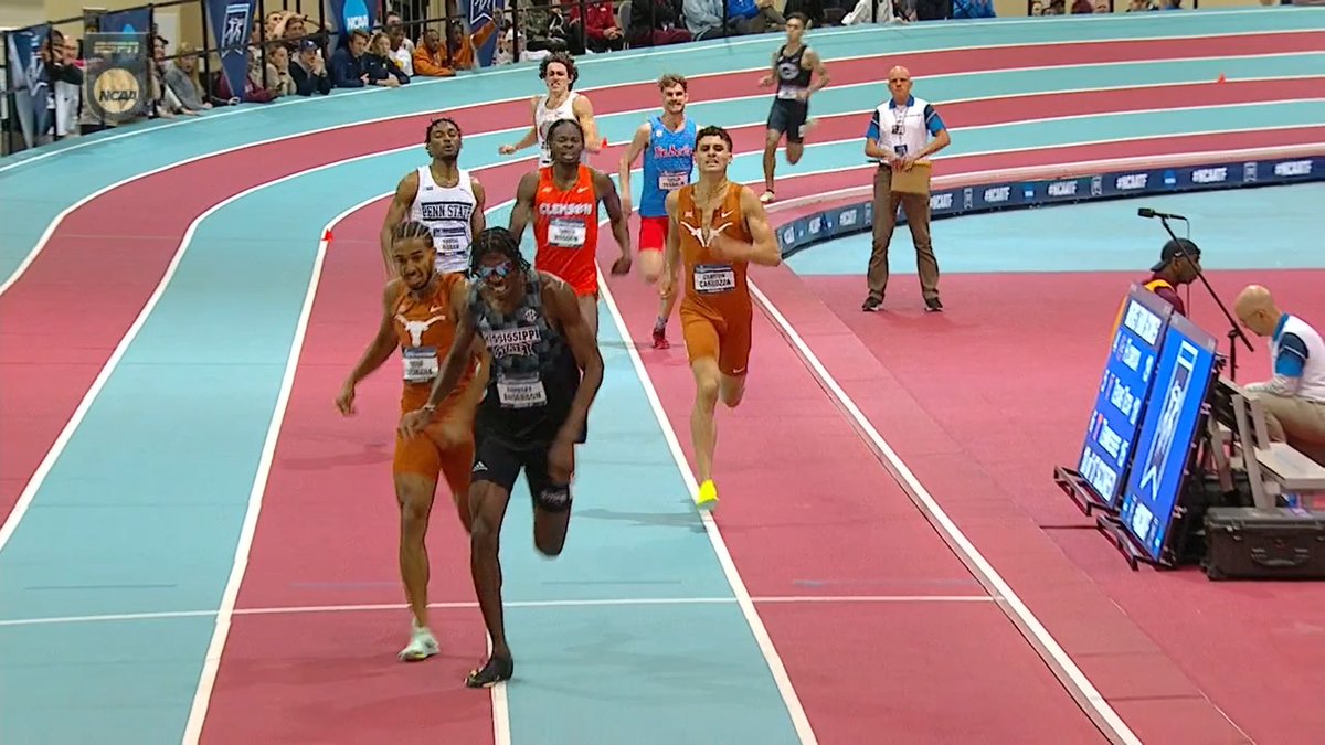 MOTrackFanatic's tweet image. DQ.
Youth/HS runners, fight the desire to move left/right, in front of an oncoming runner as you near the finish.
Yes, you did it as a kid while running in school yard, 
but run in a straight line, the shortest distance 2 finish
&amp;amp; avoid getting Dq'd!!!
#TheMoreYouKnow #PracticeIt