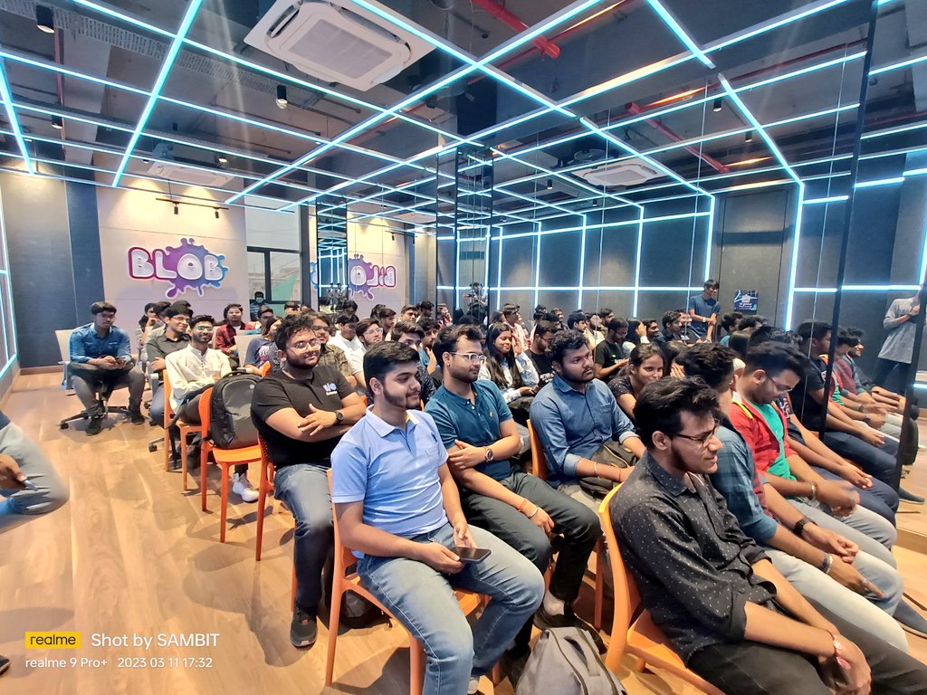 imanishbarnwal's tweet image. Excited to have hosted Kolkata's first-ever Hyperlaunch event by @hyperlaneIndia! ⏩

Special thanks to my co-speaker @swetashaw_ and everyone who made it a success. Explained the benefits of Hyperlane and had a blast! 🚀🎉 

#Hyperlaunch #Kolkata #HyperlaneIndia @GemsDAO