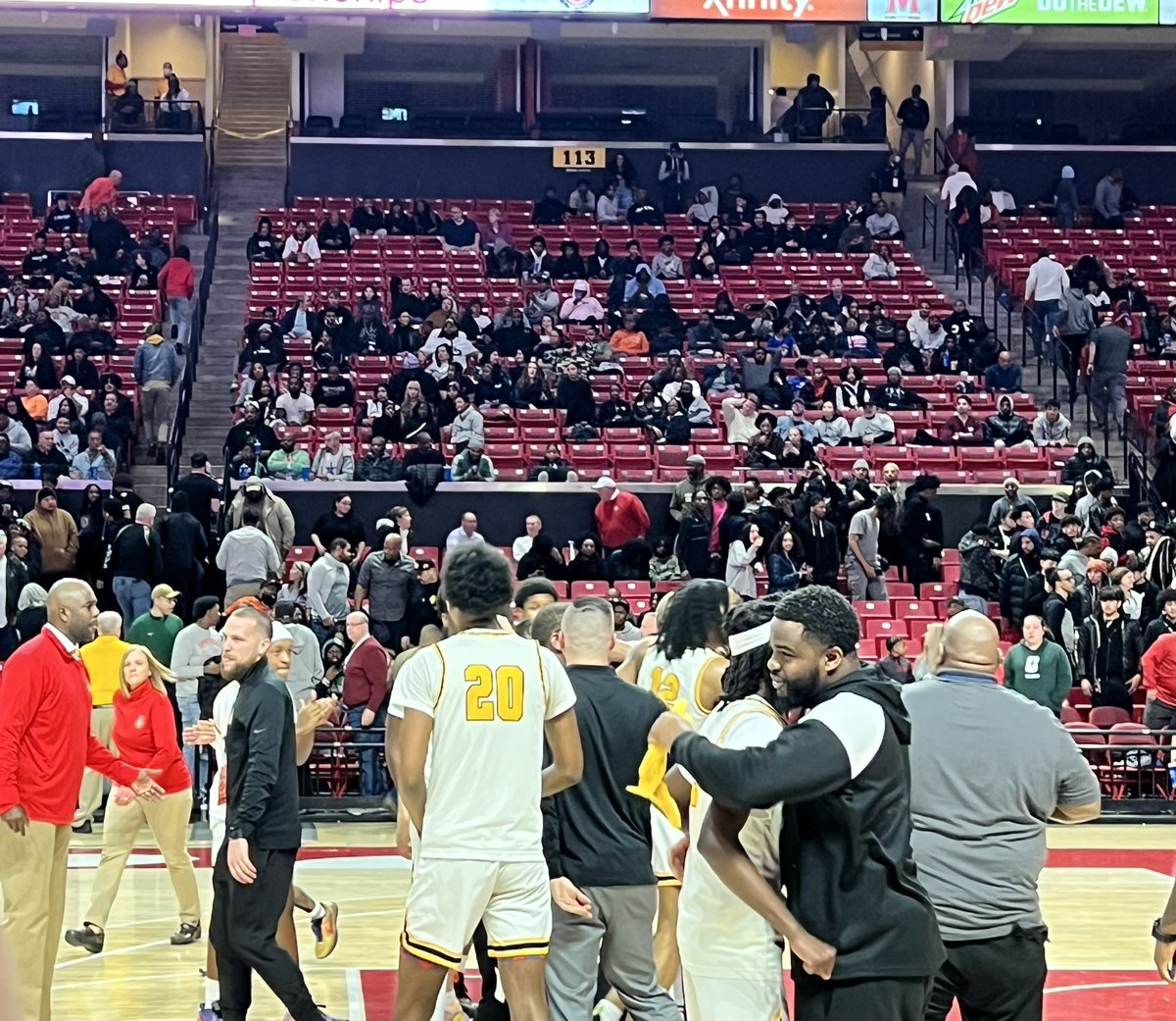 Sandra Schmidt tweet media