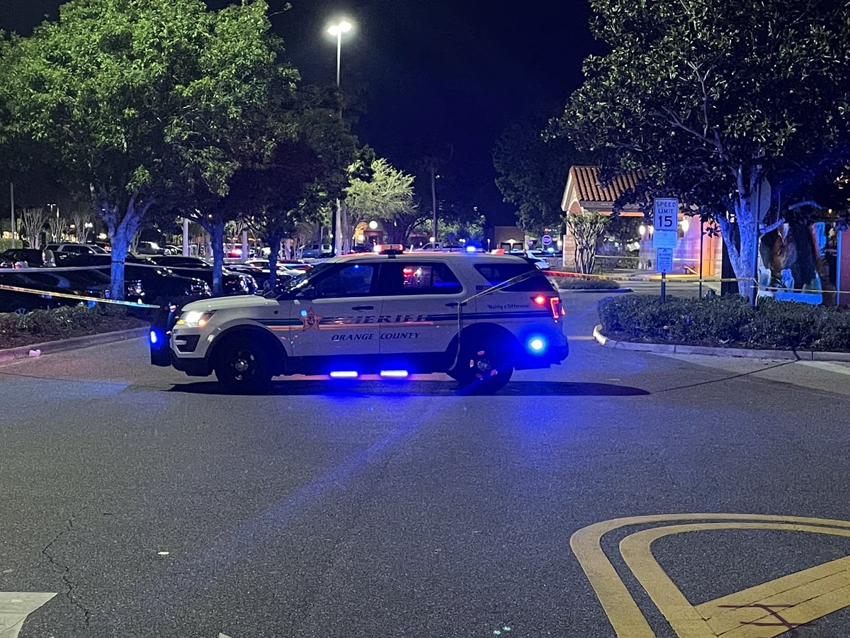 Brian Didlake on Twitter "HEAVY LAW ENFORCEMENT PRESENCE We are at Waterford Lakes Town Center