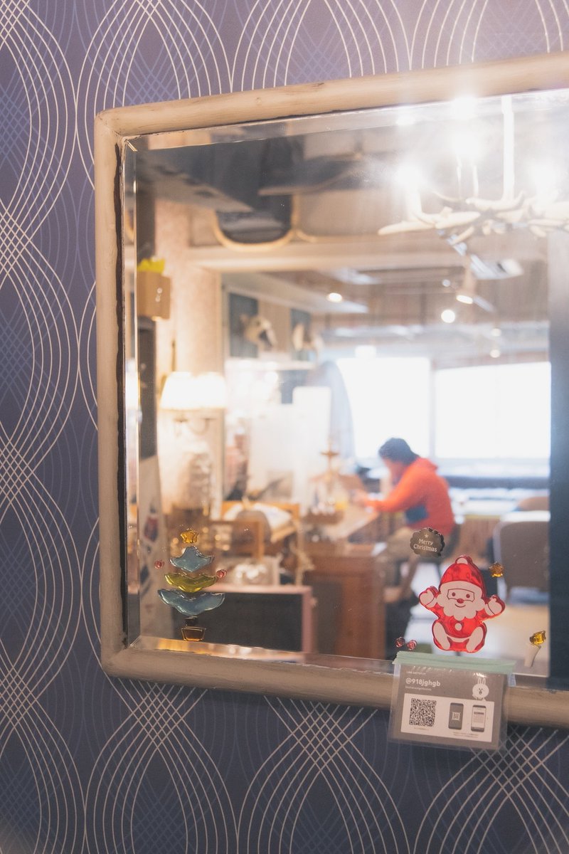 私物のブルーミスト吸いながらまったりお待ちしております☺️ 