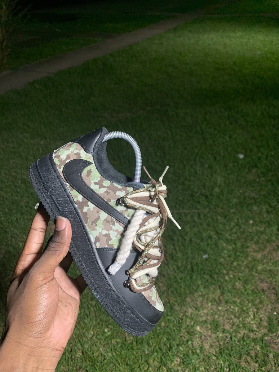 d__robert's tweet photo. Gotta get away🫡 
#2tallcustoms🧘🏾‍♂️ https://t.co/Hjx20egvwu