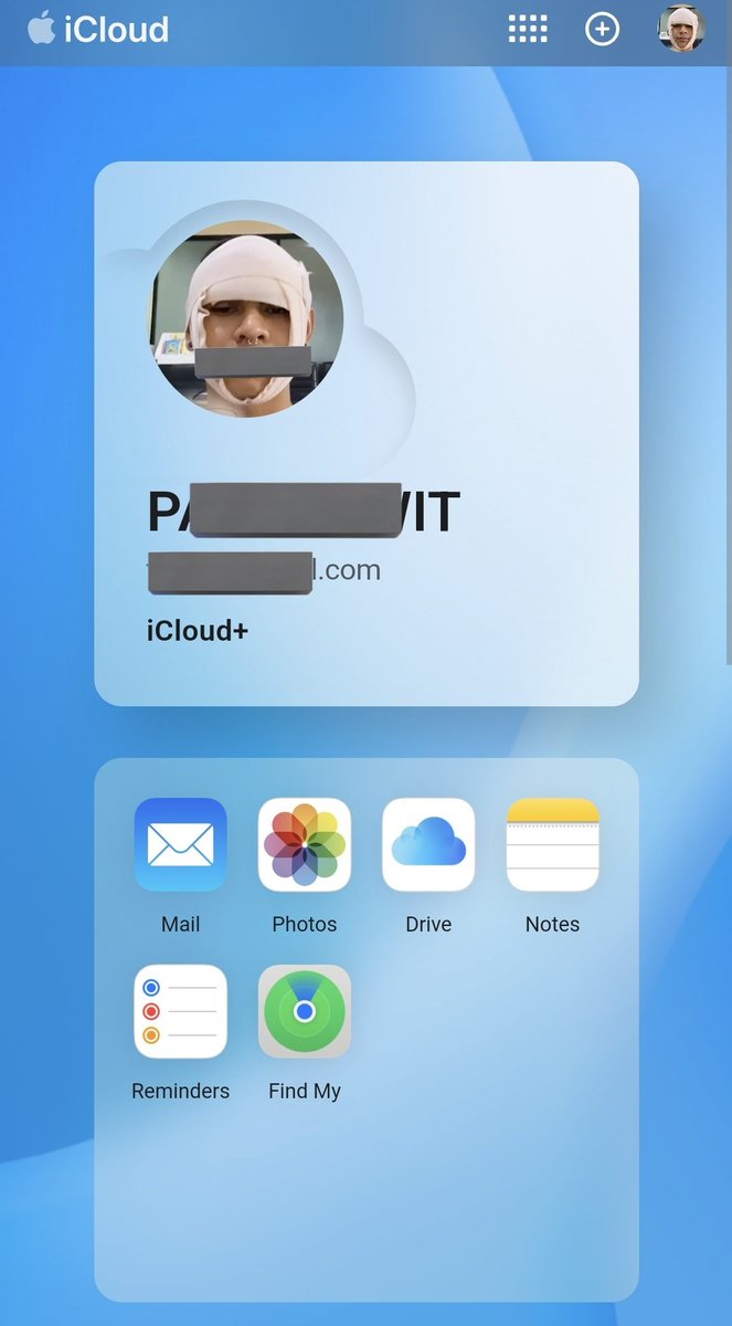 เพิ่งเห็นว่า iCloud บนเว็บอัพเดตยกเครื่องใหม่ เออ ขอบคุณมาก วันไหนต้องเอาข้อมูลจากเครื่อง Android หรือ Windows ที่ไม่มีตัวแอพให้ใช้ ลำบากสุด เว็บก็อืดโครต อันนี้ดีขึ้นละ แต่ก็ยังอืดอยู่