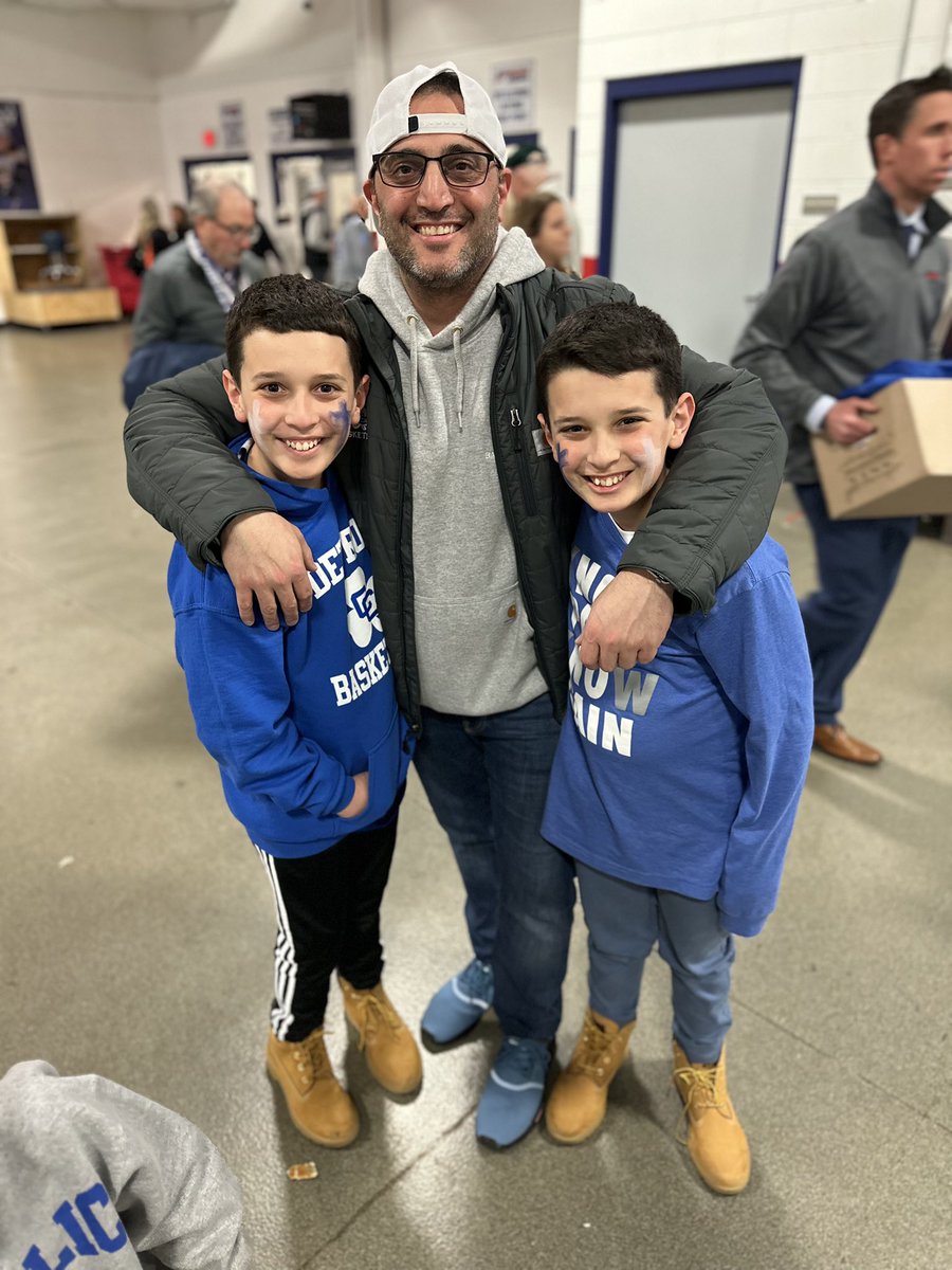 CoachSinawi's tweet image. 🏆 DCC Hockey wins ANOTHER State Championship🏆💙💙💙

3-0 win over Brighton &amp;amp; I’m pretty sure @dcchockey didn’t give up a single goal the entire state tournament! Incredible!! Congrats to @DCC_CoachKal &amp;amp; the entire coaching staff! Another day off for the boys! #CCpride #3Peat