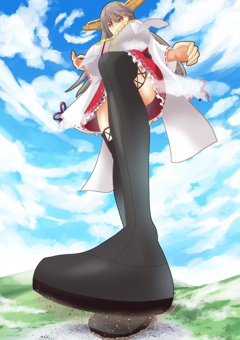 艦これの榛名(巨大娘)描いてみました
#巨大娘 #giantess 