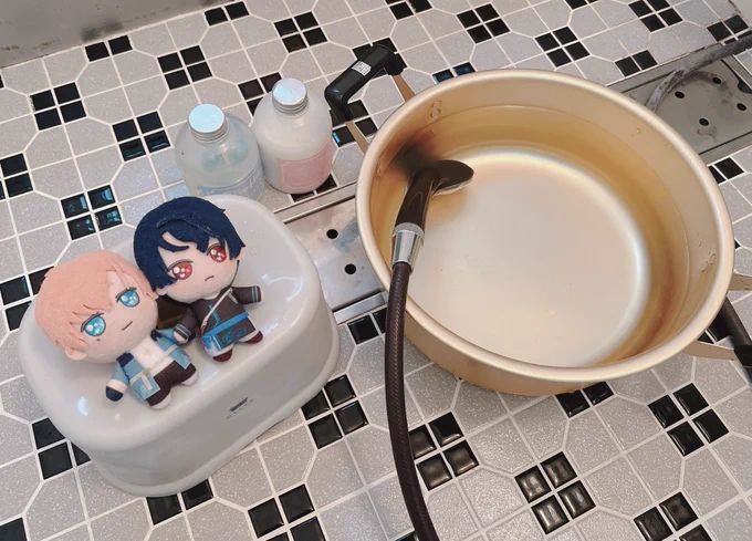 ブルブル… 