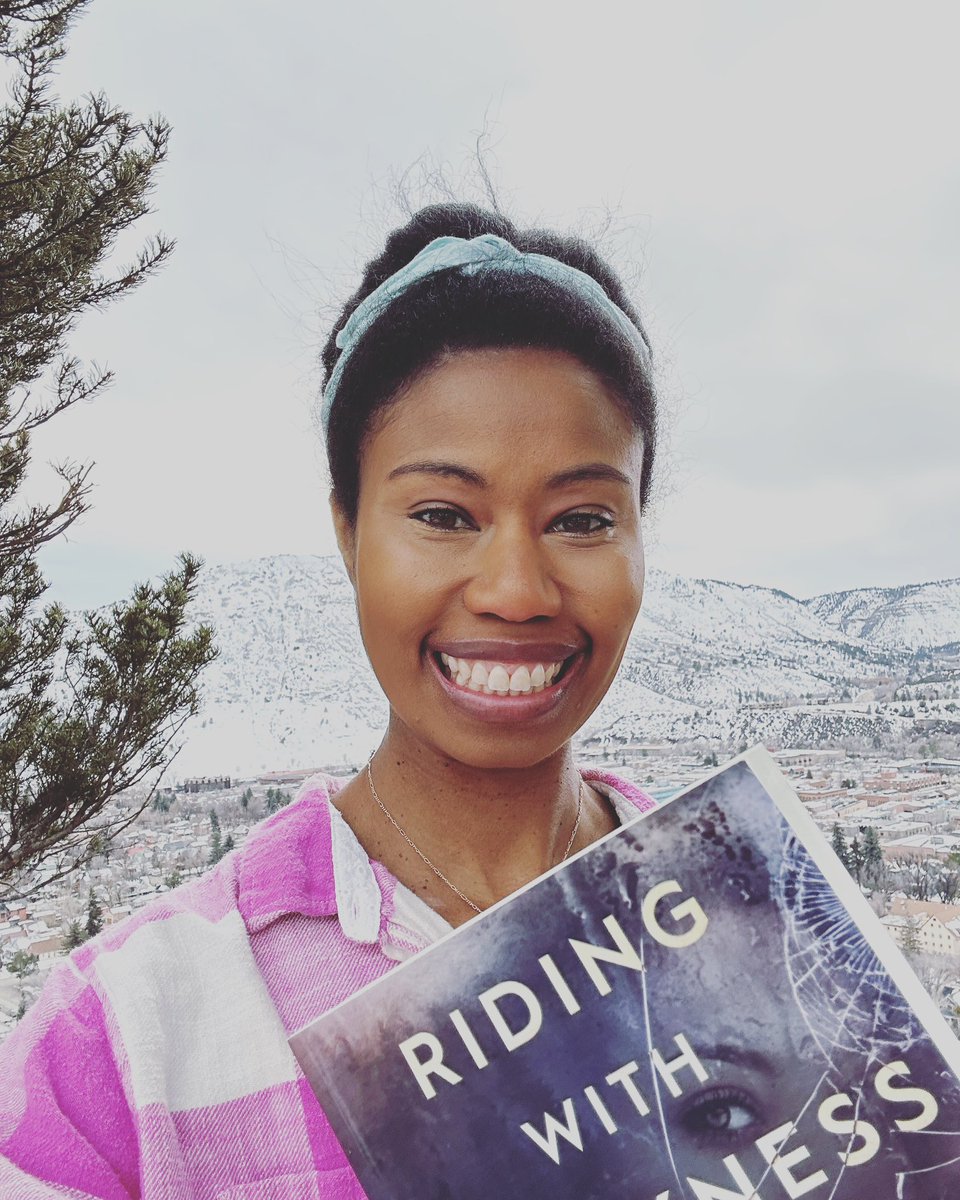 One sold! Now I have 999,863 books to go…#writinglife #writingcoach #bestseller #books #amwriting