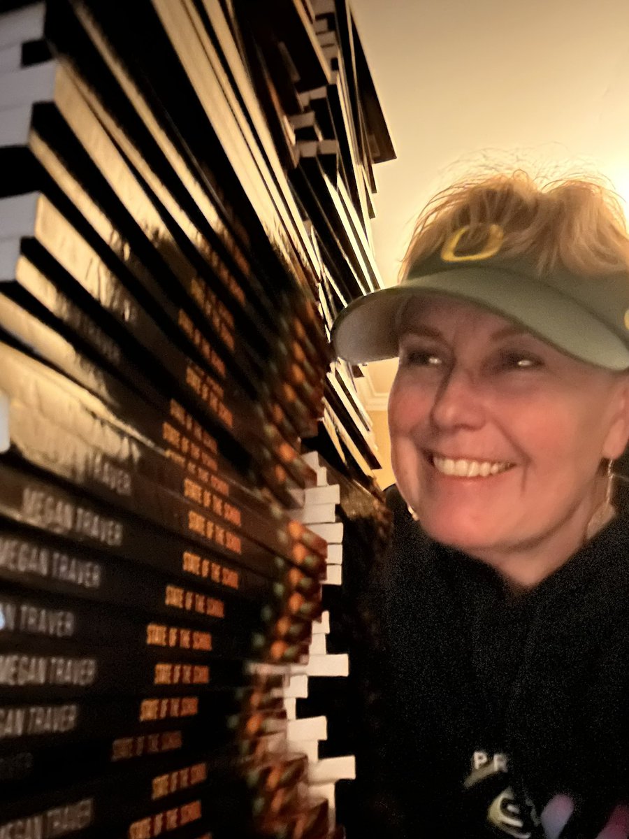 Only one in every four published authors are women. And I’m self-published.  Because I wanted the power to say what I want to say. #supportwomen #idareyoutoreadit #stateoftheschool #proudtobelbusd #prideofthewestside @StephensMiddle