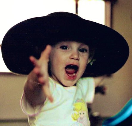 HonestlyWilde's tweet photo. Baby Emery vs. Emery now https://t.co/RN48lee5Ii