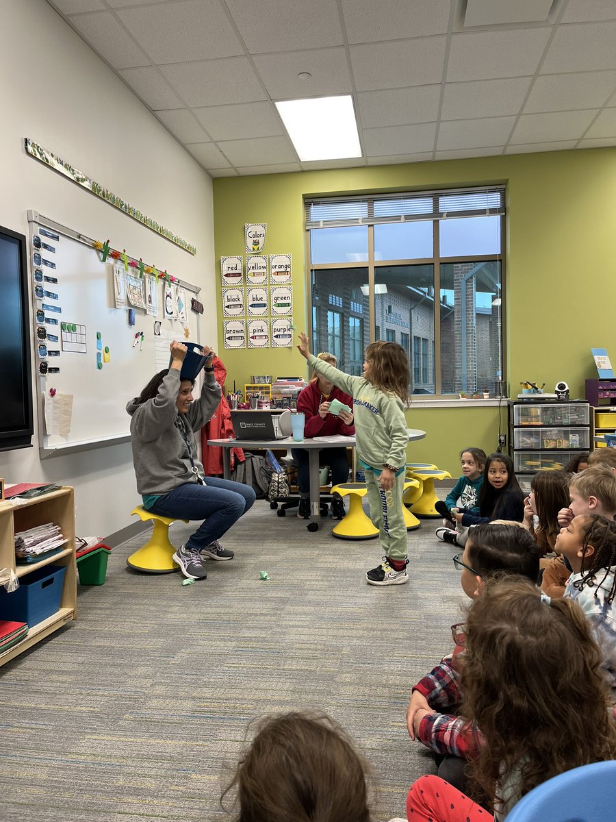kinbaucom's tweet photo. Word family basketball. Kids had to read the word family word and then they got to shoot a basket on my head. Lots of laughs and high fives!!  Making reading fun!! @baucomes https://t.co/Lth0BZ5ejg