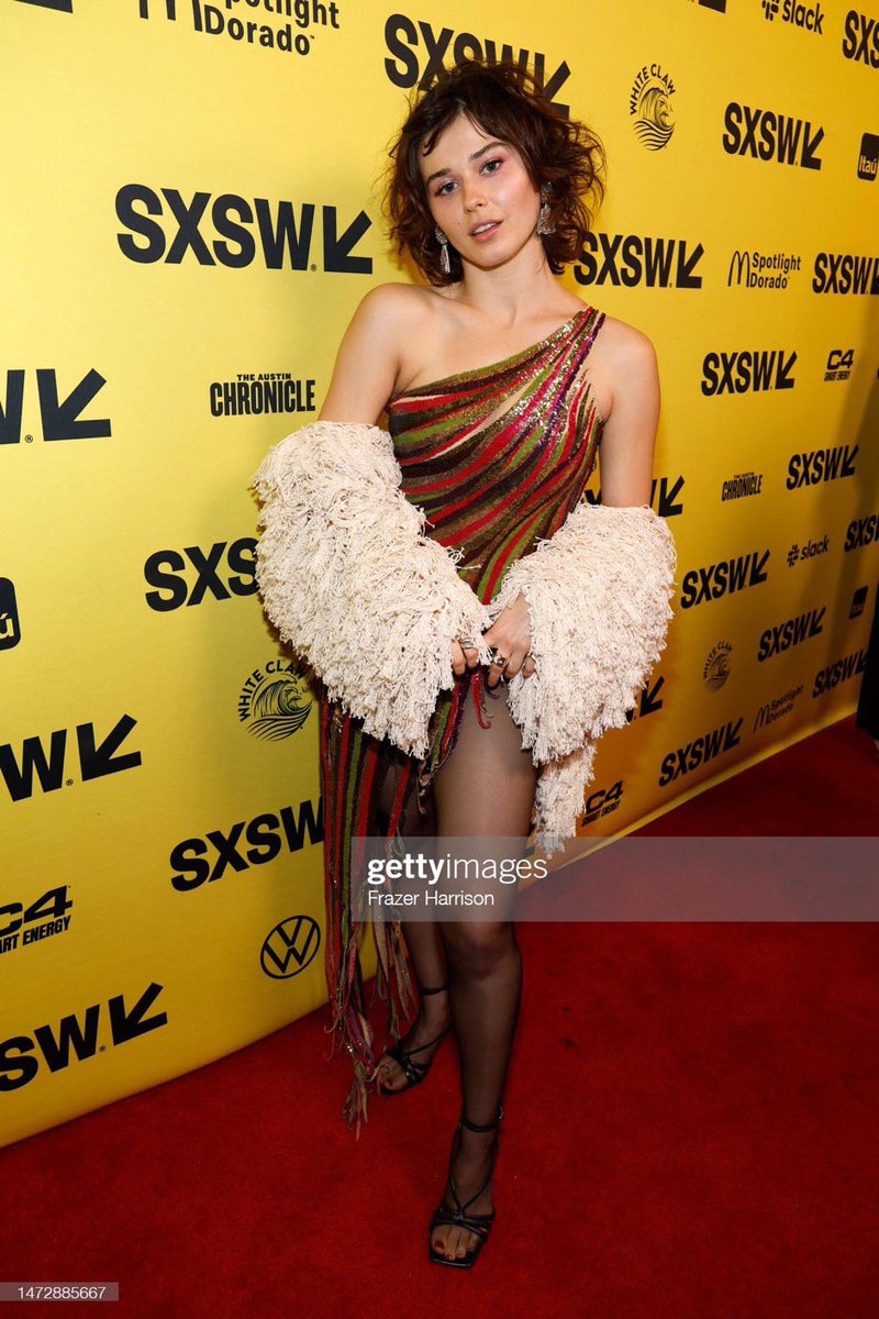 asia ミ☆ willow era on Twitter "QUICK HOW DO U SPELL GORJUS"