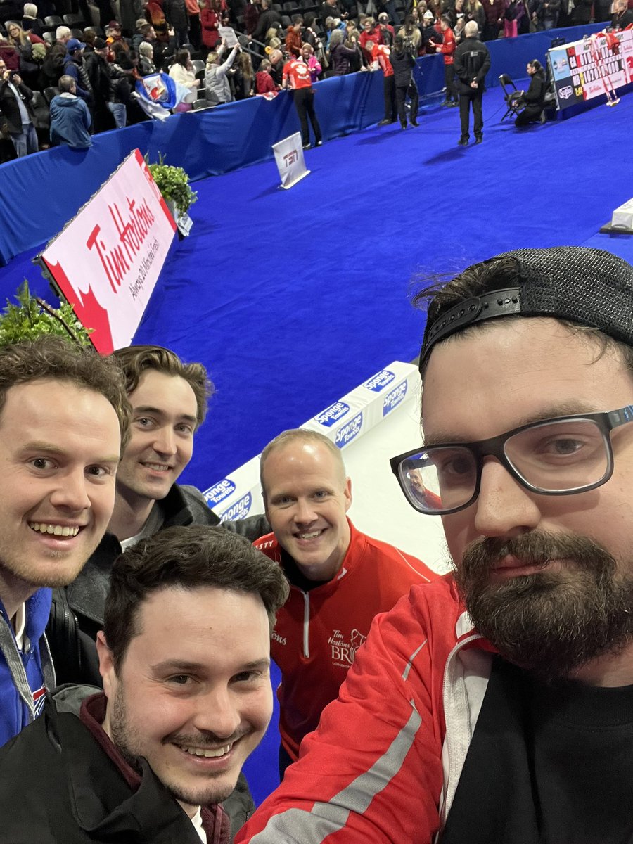 Adam Laskaris tweet media