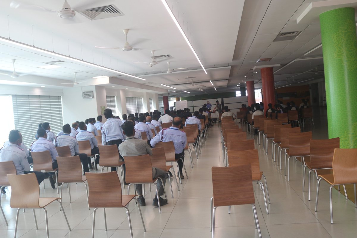 laxmandway's tweet photo. First Aid Training at Infosys Bhubaneswar.
Provided training to hundreds of employees to enhance safety.
#SafetyFirst
#FirstAidSavesLife
@FirstAid_Man https://t.co/6G0jqbGaAu
