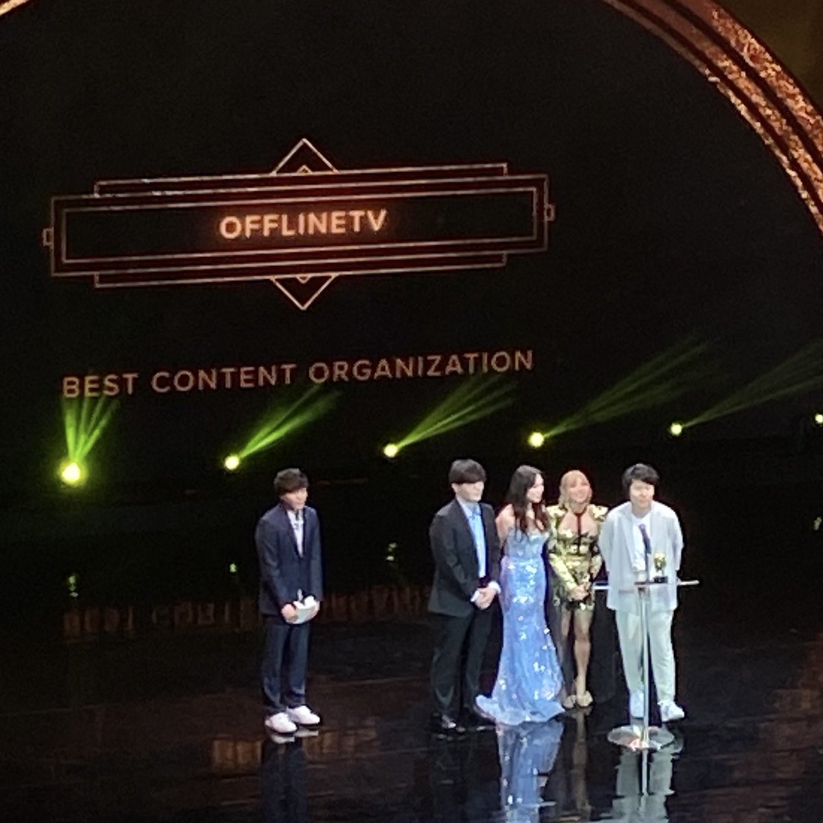 OfflineTV's tweet photo. WE WON!!!! THANKS EVERYONE FOR YOUR SUPPORT!!!! 🥳🥳🥳🥳 https://t.co/Bu0GoLhHeA