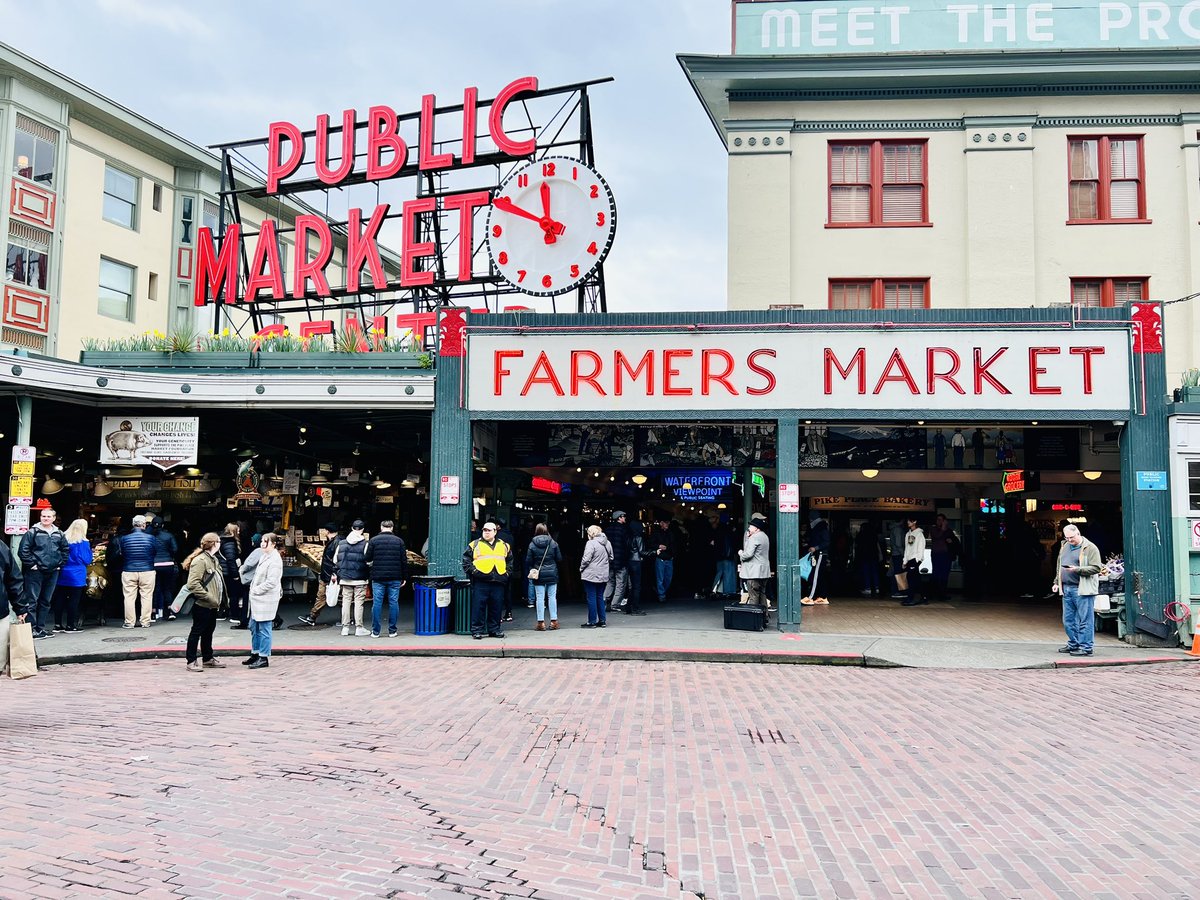 WH_Review's tweet image. That’s a wrap AWP2023! Thanks to all who stopped by our booth to say hello and/or buy some merch. We will see you next year in Kansas City!