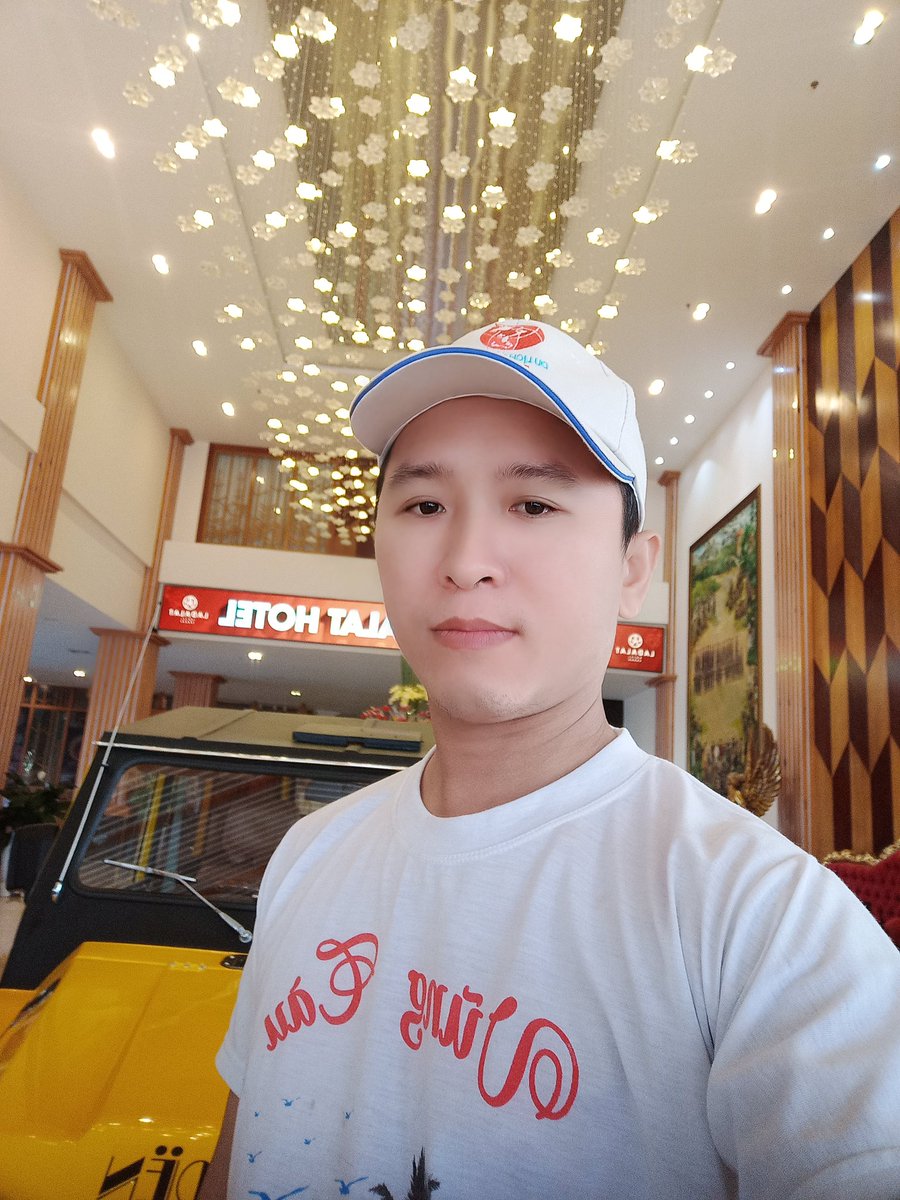 VnSnL4's tweet photo. 0394434862kb zalo https://t.co/kS0ERtiUK8
