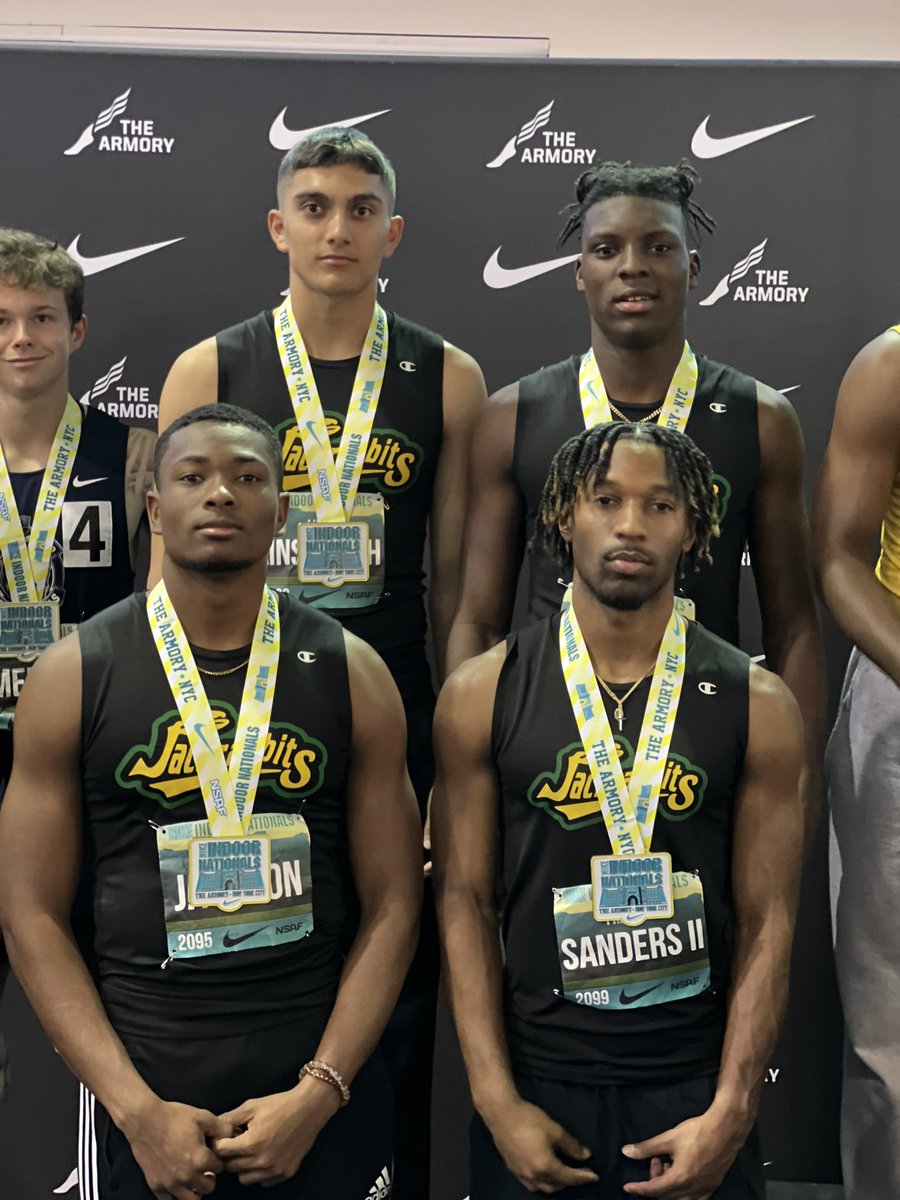 Congratulations to the boys Club All Star Silver Medalist All Americans 4x200 relay at Nike Indoor Nationals 🥈🥈🥈🥈🏆💛💚  <a href="/charisCJJackso1/">Charis “CJ” Jackson</a> <a href="/PrenticeS05/">Prentice Sanders💚</a> <a href="/AlexAinsworth05/">Luis “Alex” Ainsworth</a> <a href="/MadisonTim2/">Tim Madison</a>