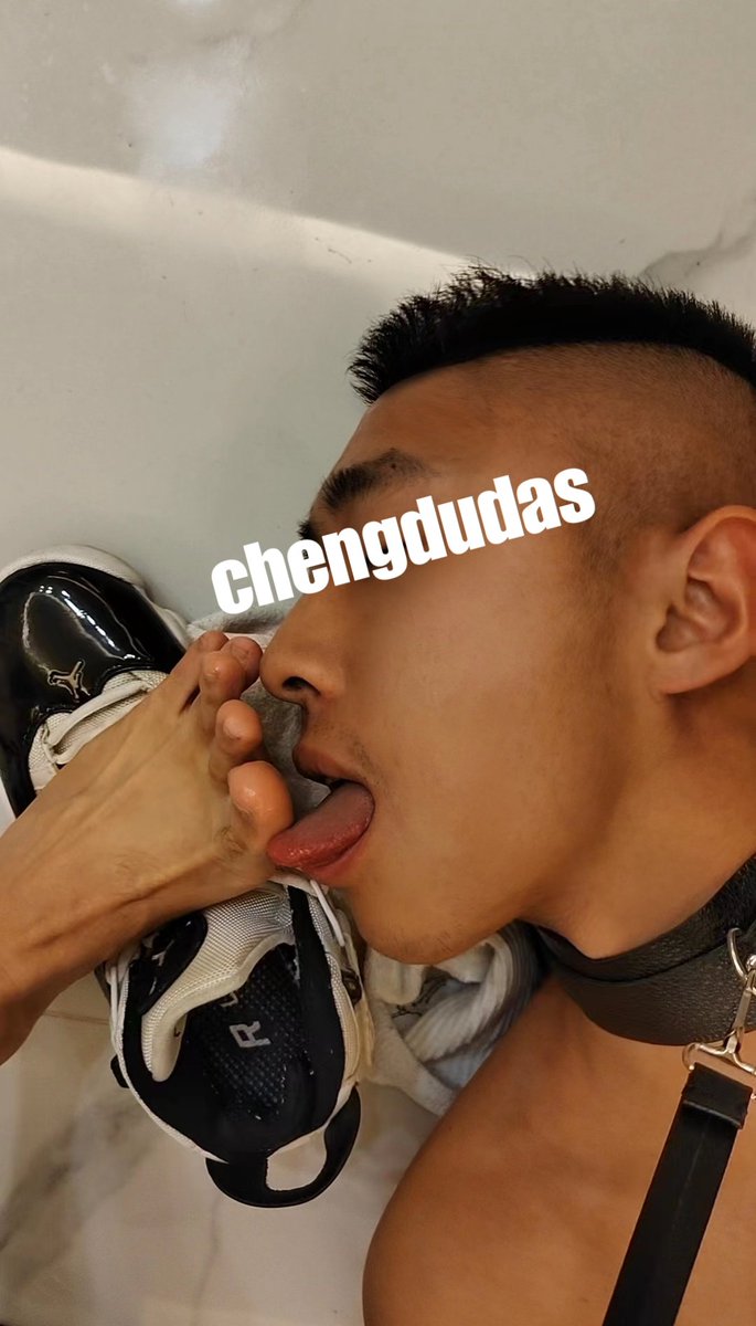 爹给你的大脚晚餐，够味吗
<a href="/_zhuazhua/">公零小狼爪</a>