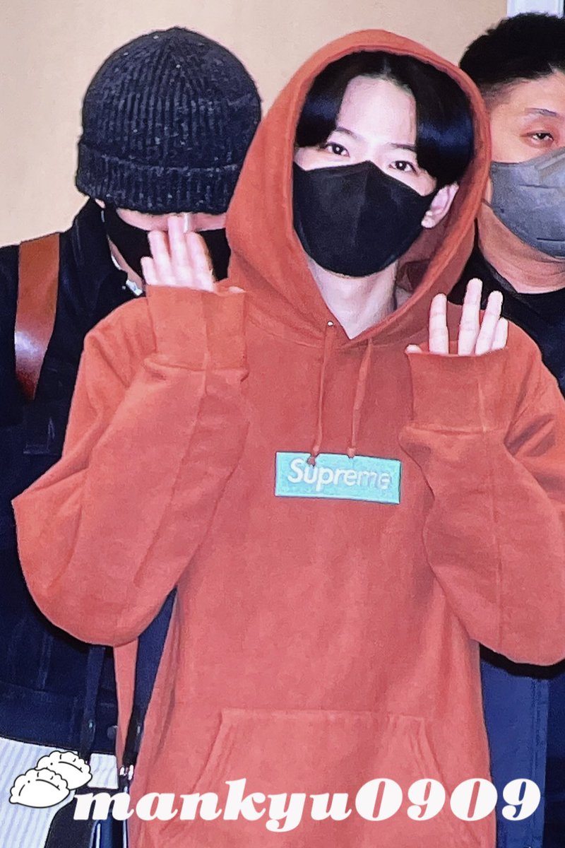 mankyuO9O9's tweet photo. 230312 입국 프리뷰

푹 쉬어

#준규  #JUNKYU  #ジュンギュ  #트레저 #TREASURE https://t.co/lvznhmiwZM