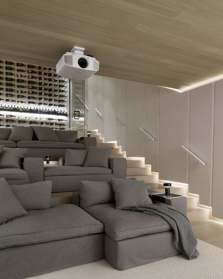 INTERIOR VILLA tweet media