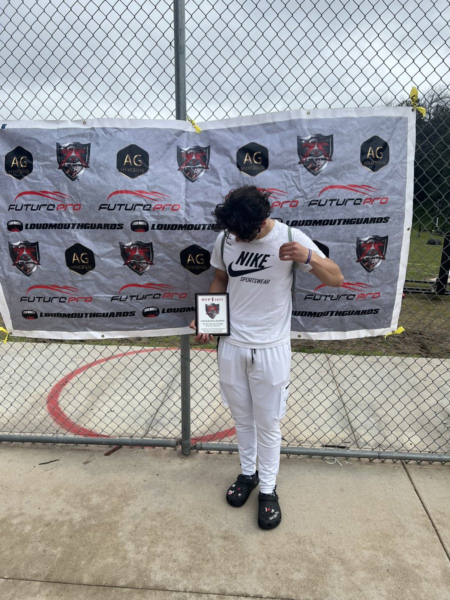 Johnny Limon tweet media