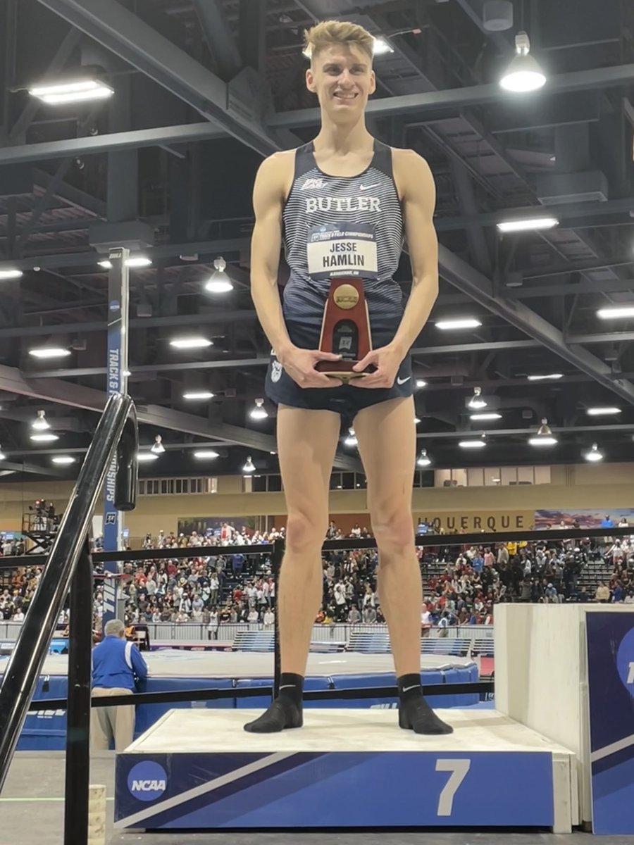 butlerXCTF's tweet image. Big run for Jesse Hamlin! He’s 7th in the 3000! 🐶 #Butler