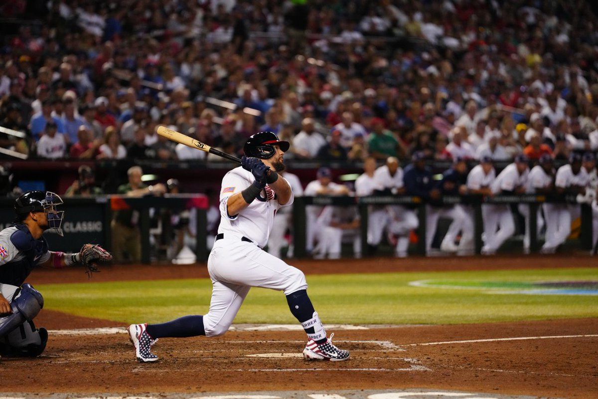 MLB's tweet photo. For glory. #WorldBaseballClassic https://t.co/AaFnKp4e0r